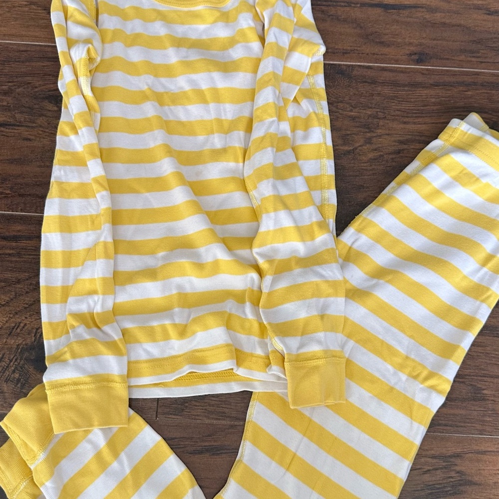 Hanna Andersson yellow pjs.